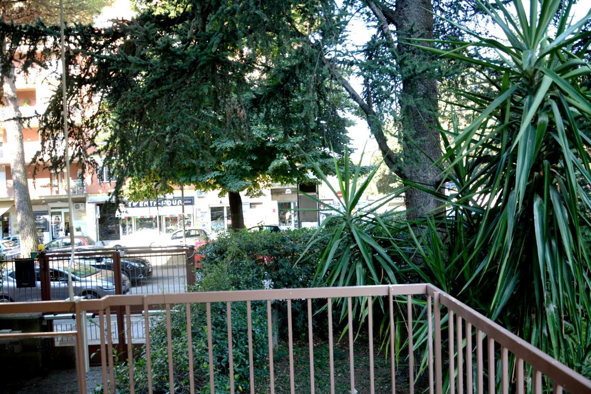 L'Approdo Del Re Apartment Caserta Bagian luar foto