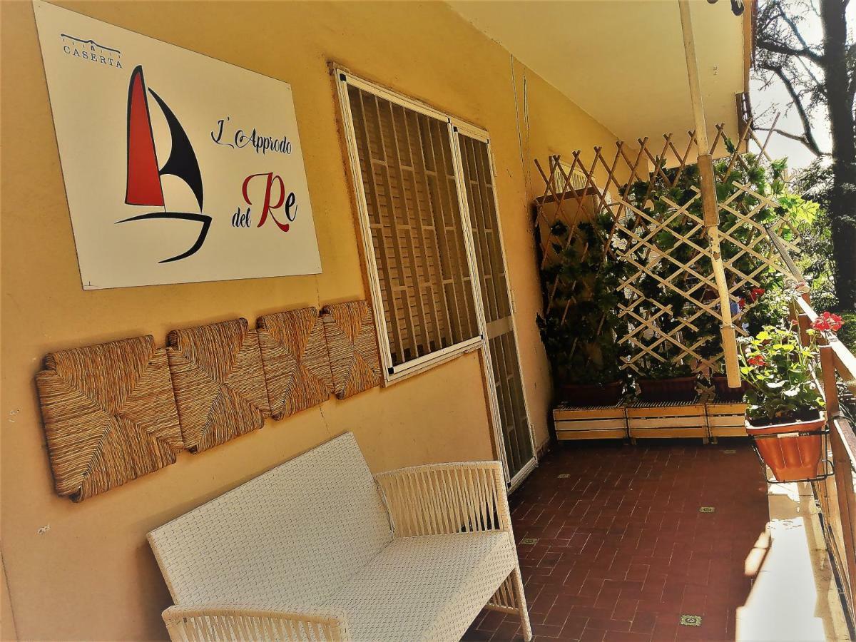 L'Approdo Del Re Apartment Caserta Bagian luar foto